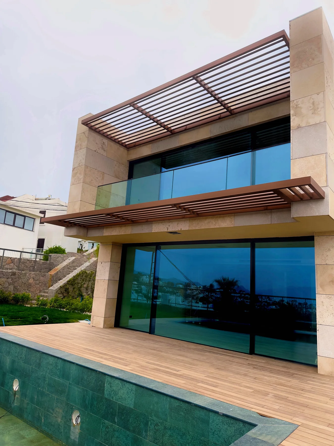 Pergola ve dış mekân uygulaması