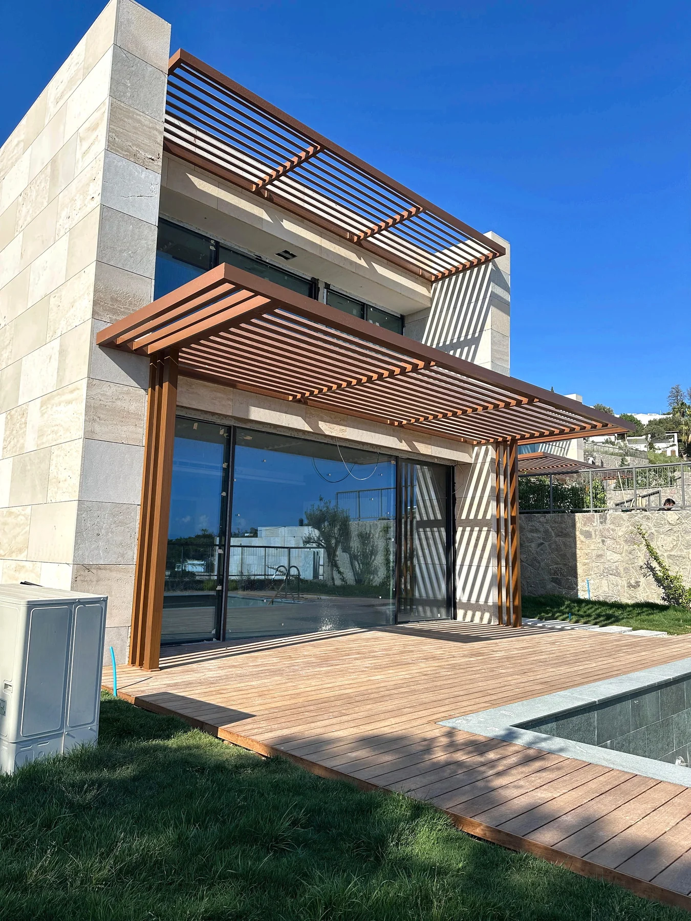 Pergola ve dış mekân uygulaması