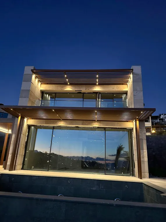 Pergola · Myzip 18